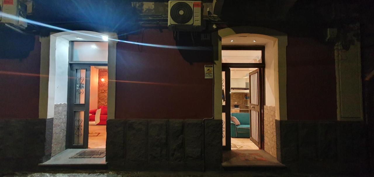 Da Marieddu Appartamento Indipendente In Centro Citta Catânia Exterior foto